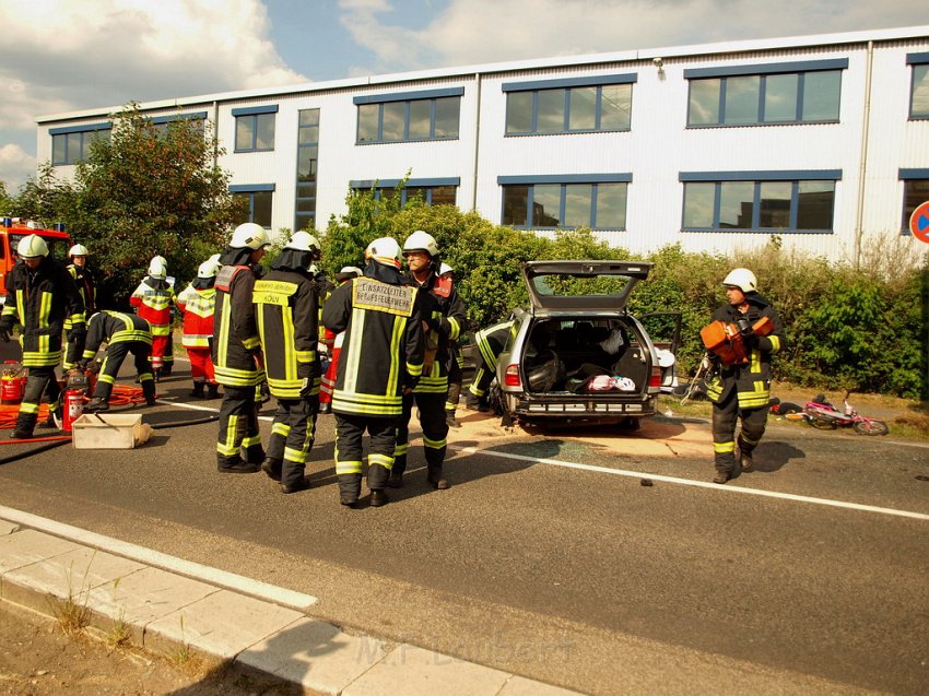 Schwerer VU Koeln Rodenkirchen Industriestr P082.JPG